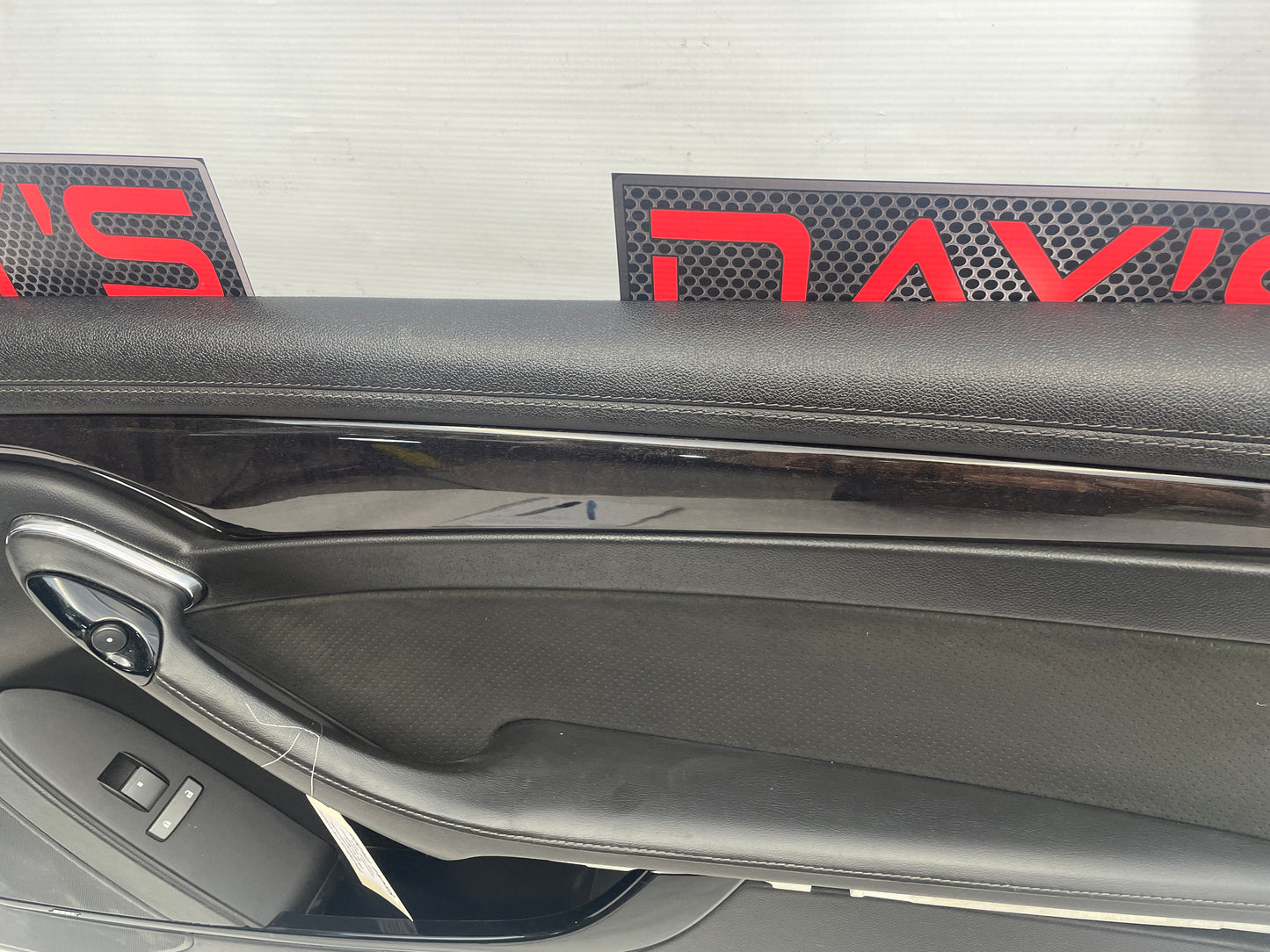 2014 Cadillac CTS-V Coupe Front RH Passenger Door Panel OEM - Day's Parts Yard