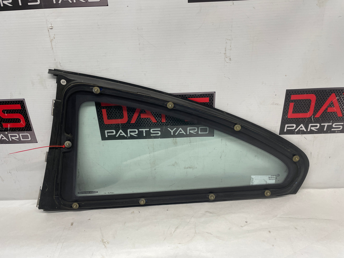 2005 Pontiac GTO RH Passenger Rear Quarter Window Glass OEM - Day's Parts Yard