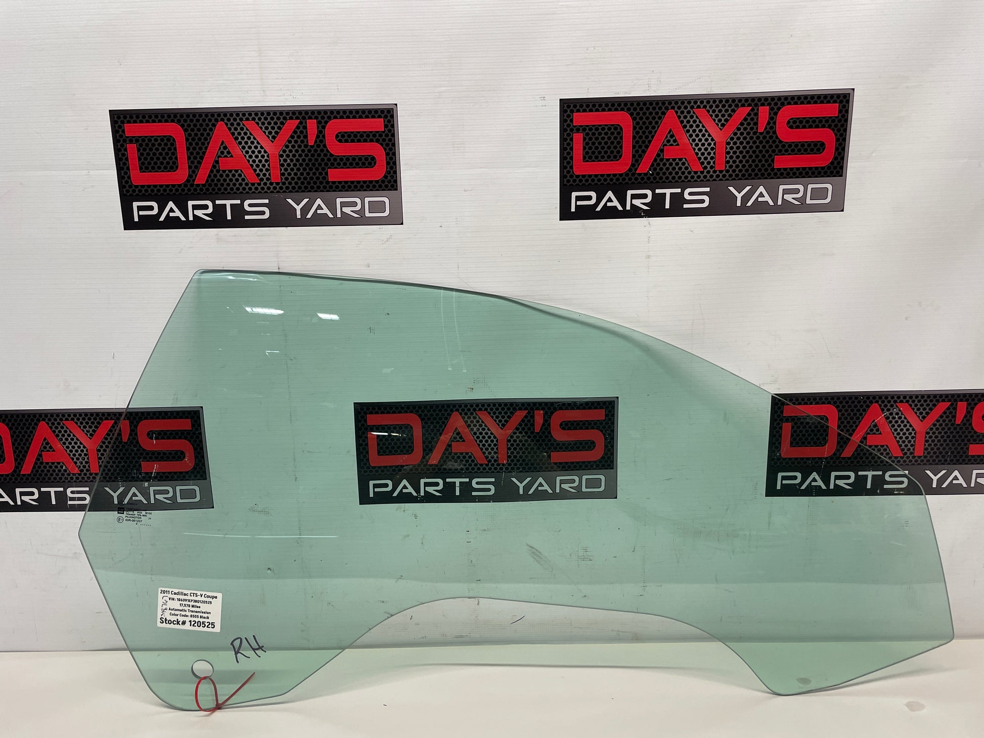2011 Cadillac CTS-V Coupe RH Passenger Door Window Glass OEM - Day's Parts Yard