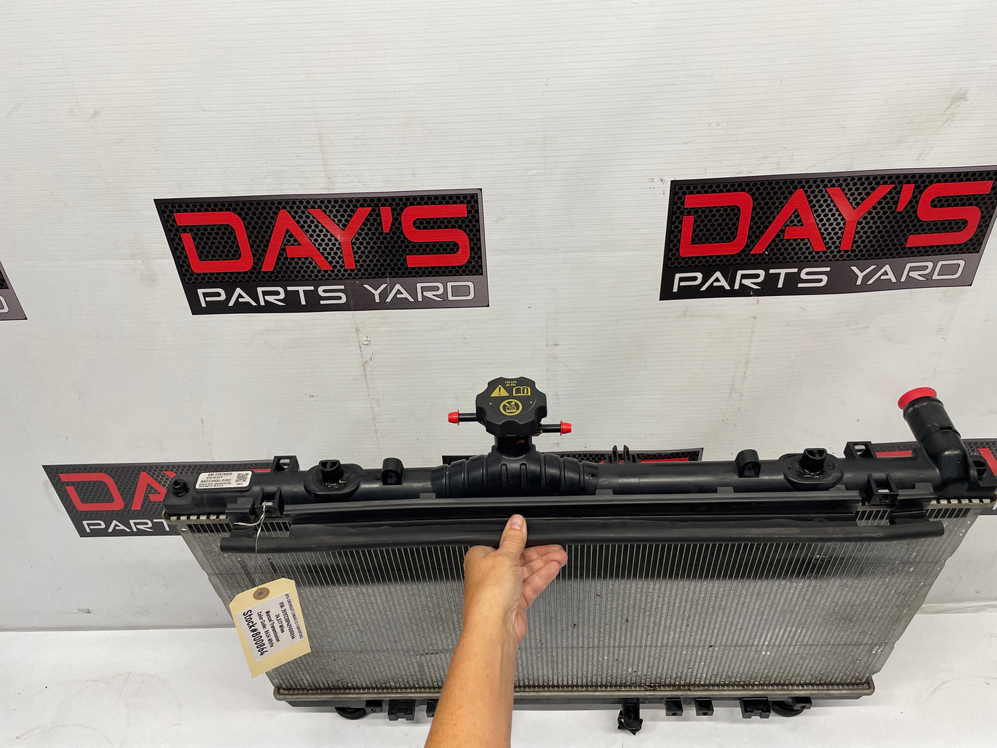2014 Chevy Camaro ZL1 Convertible Coolant Radiator OEM - Day's Parts Yard