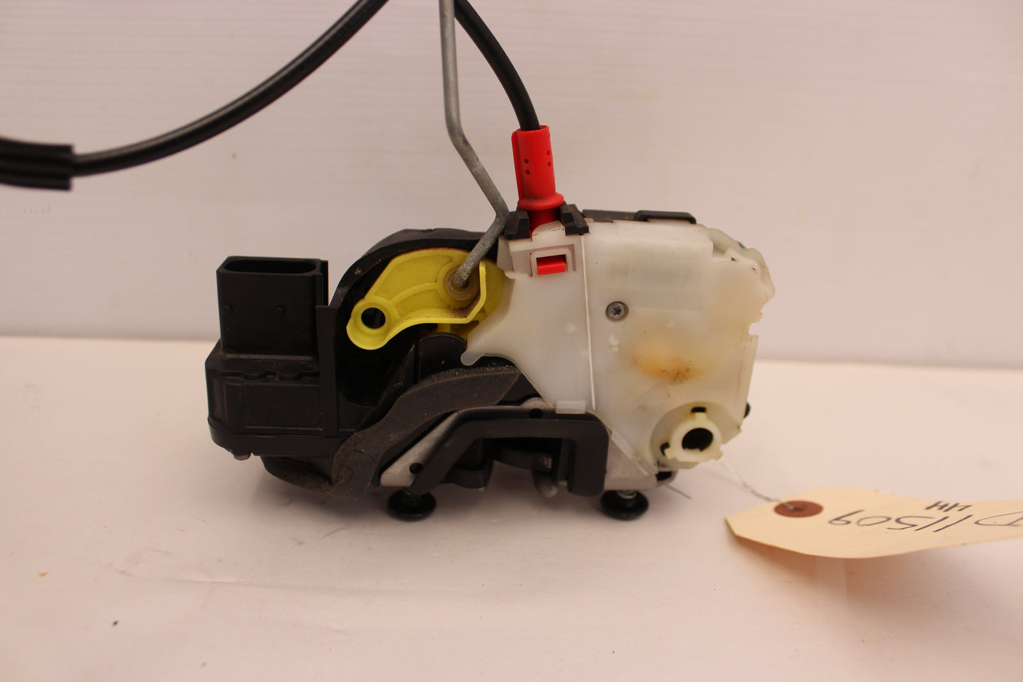 2014 Chevrolet SS Sedan Rear LH Driver Door Lock Actuator OEM - Day's Parts Yard