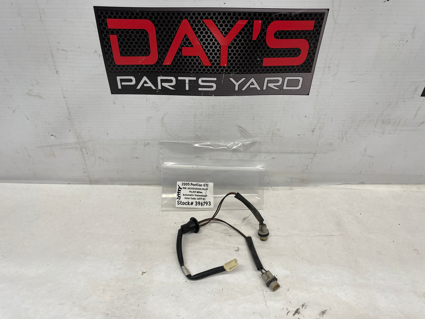 2005 Pontiac GTO License Plate Wire Wiring Harness OEM - Day's Parts Yard