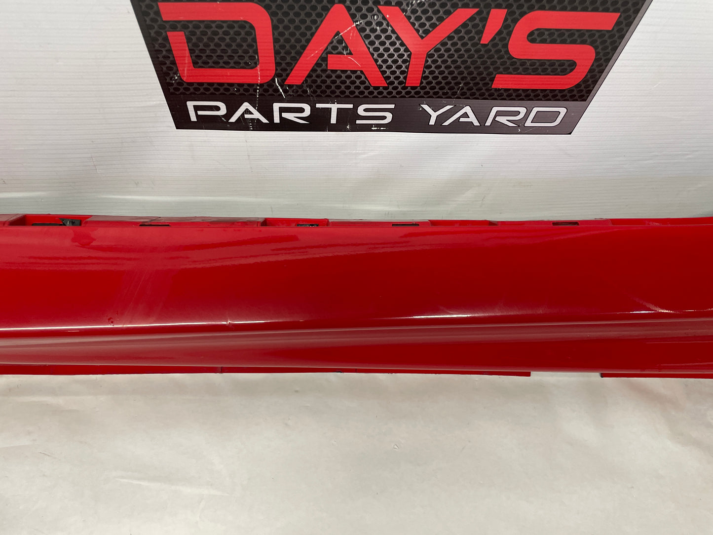 2017 Chevy SS Sedan LH Driver Rocker Molding Side Skirt Panel Trim OEM - Day's Parts Yard