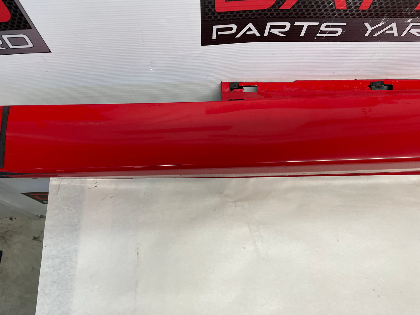 2017 Chevy SS Sedan LH Driver Rocker Molding Side Skirt Panel Trim OEM - Day's Parts Yard