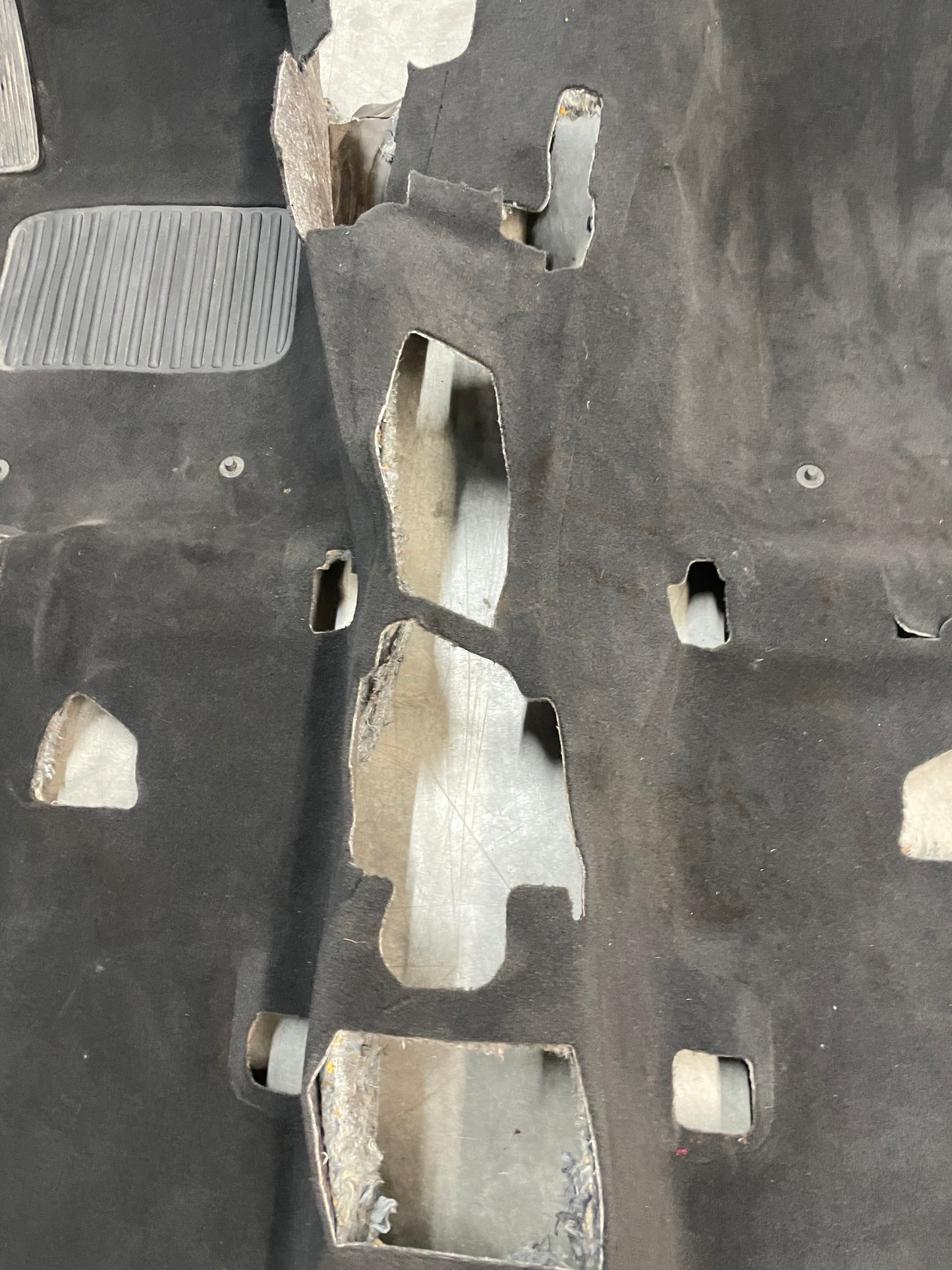 2008 Pontiac G8 Base Complete Floor Carpet OEM - Day's Parts Yard