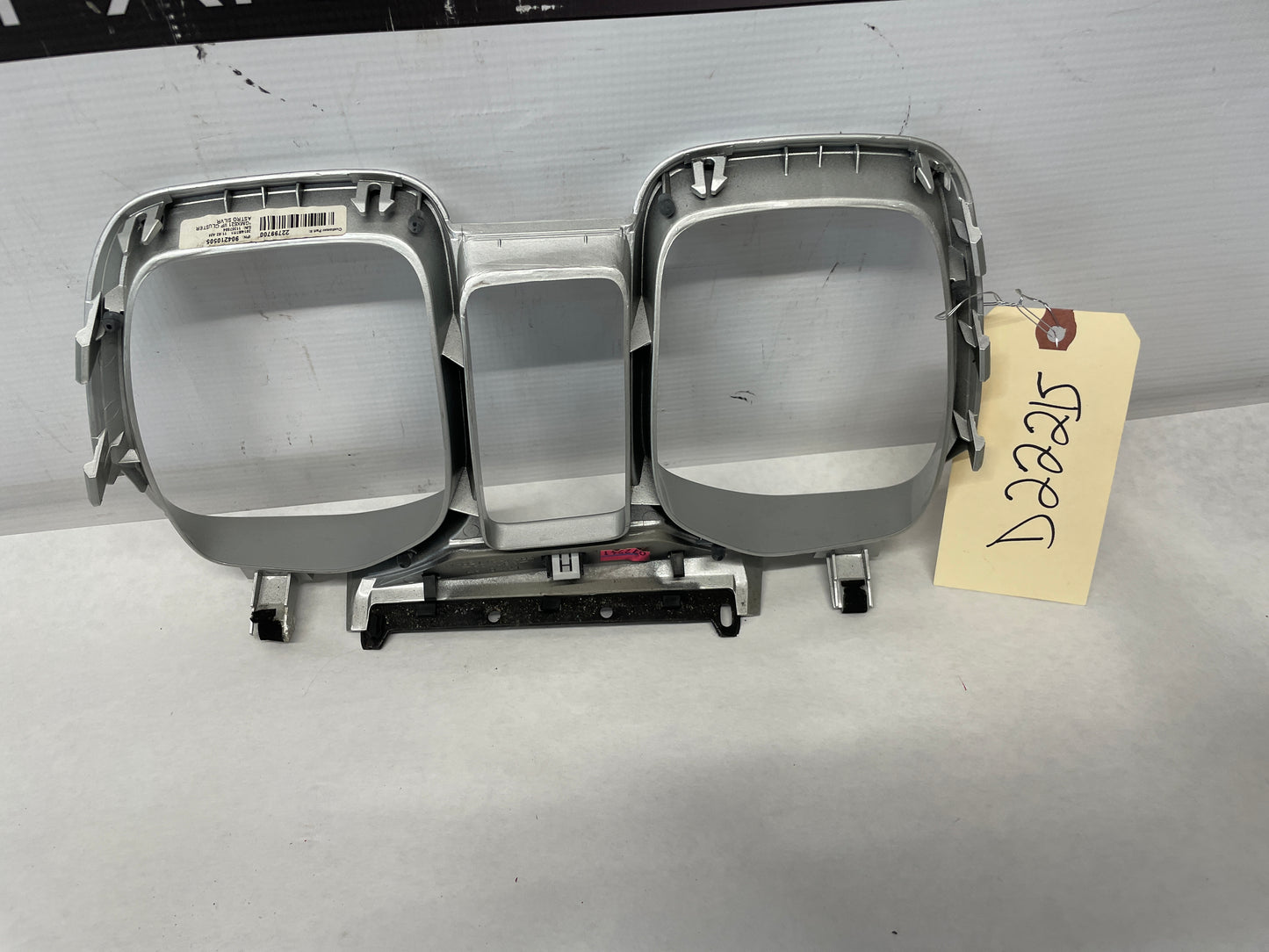 2015 Chevy Camaro SS 1LE Speedometer Gauge Cluster Bezel Trim Panel OEM - Day's Parts Yard