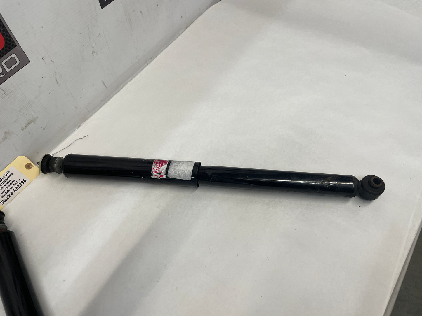 2005 Pontiac GTO Rear Shock Absorbers - Day's Parts Yard