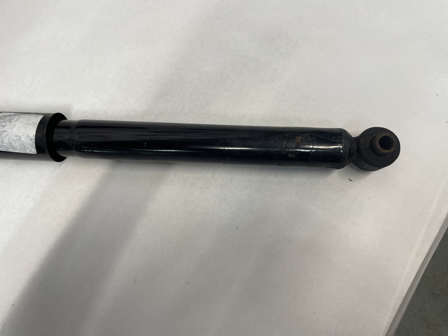 2005 Pontiac GTO Rear Shock Absorbers - Day's Parts Yard