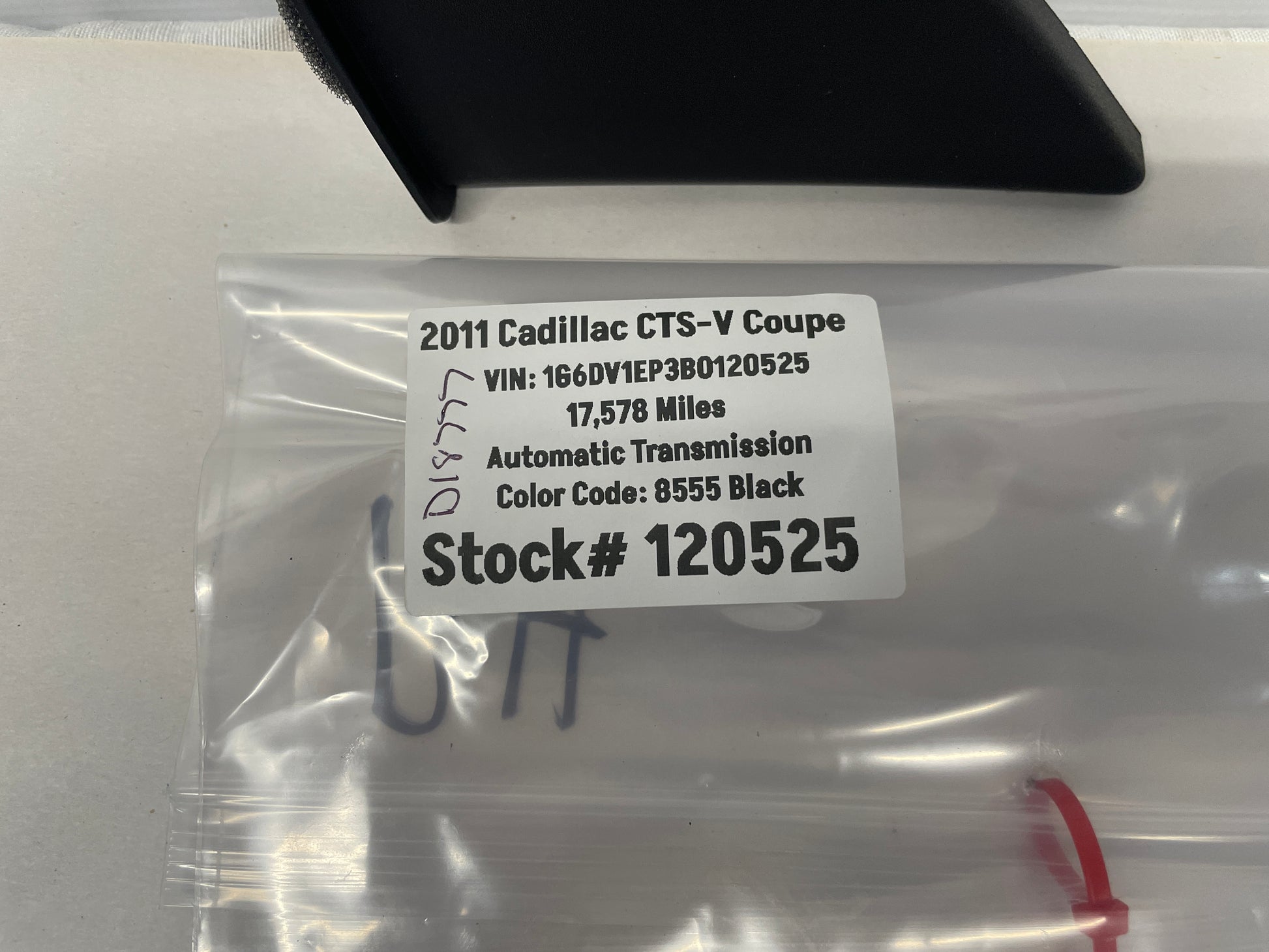 2011 Cadillac CTS-V Coupe RH Passenger Interior Mirror Bolt Cover OEM - Day's Parts Yard