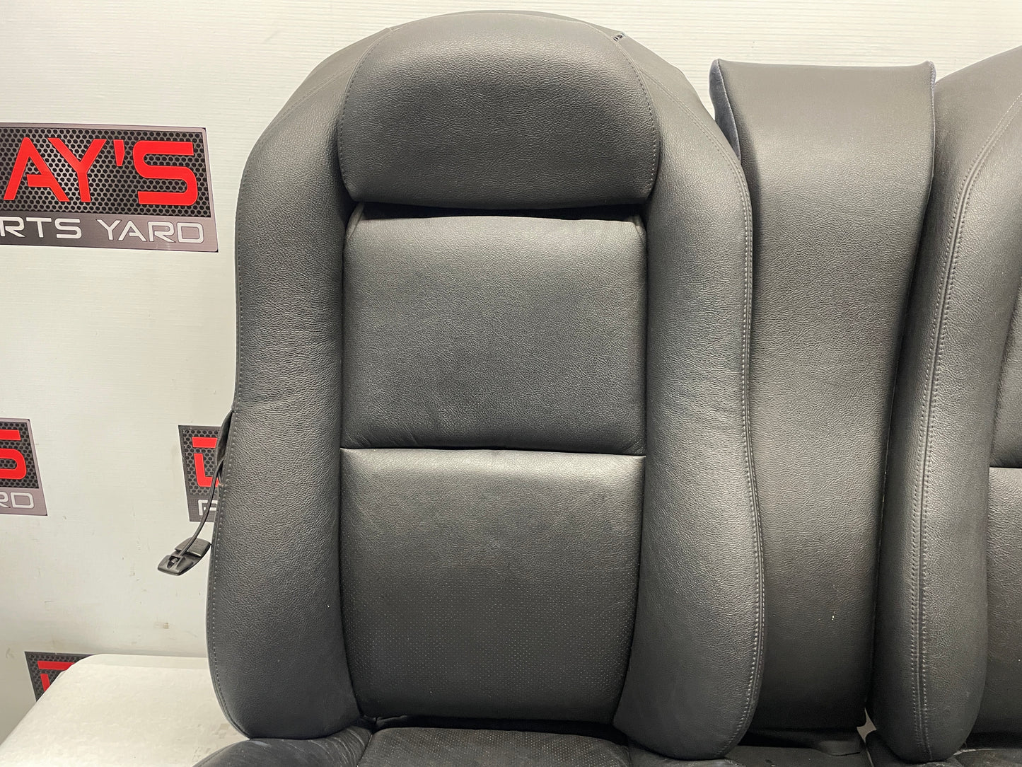2005 Pontiac GTO Seats Rears Only OEM - Day's Parts Yard