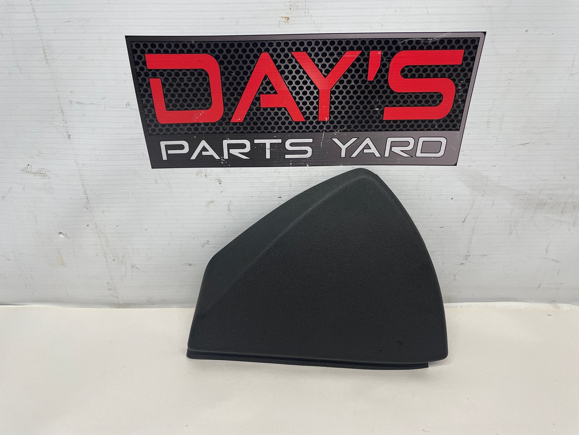 2011 Cadillac CTS-V Coupe RH Passenger Dashboard End Cap Cover OEM - Day's Parts Yard