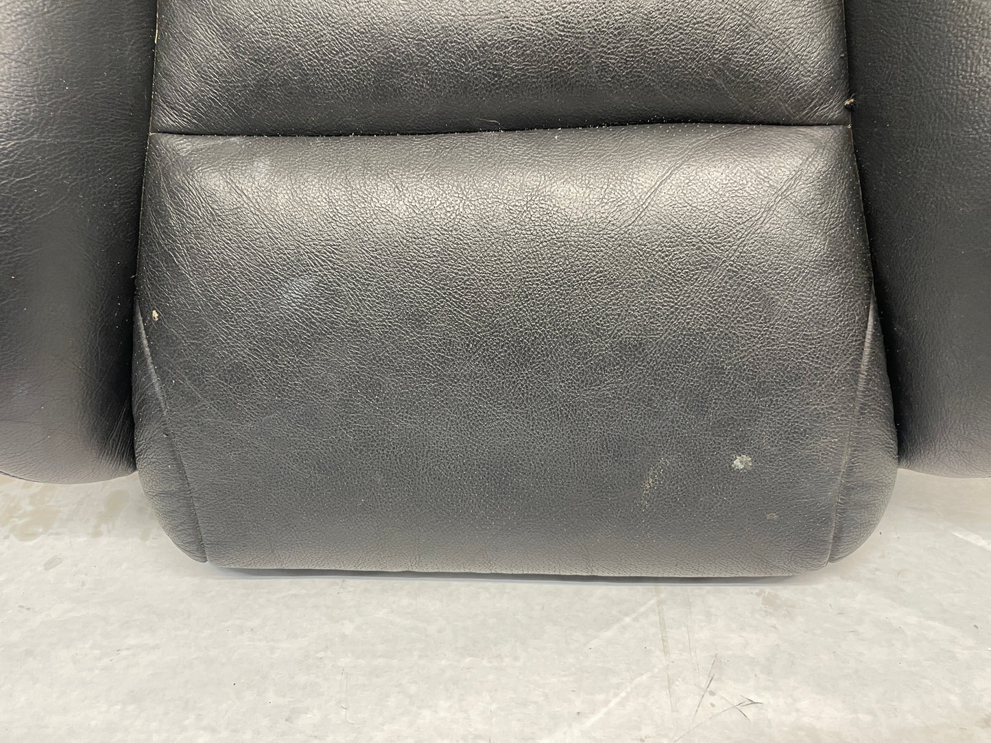 2005 Pontiac GTO Seats Rears Only OEM - Day's Parts Yard