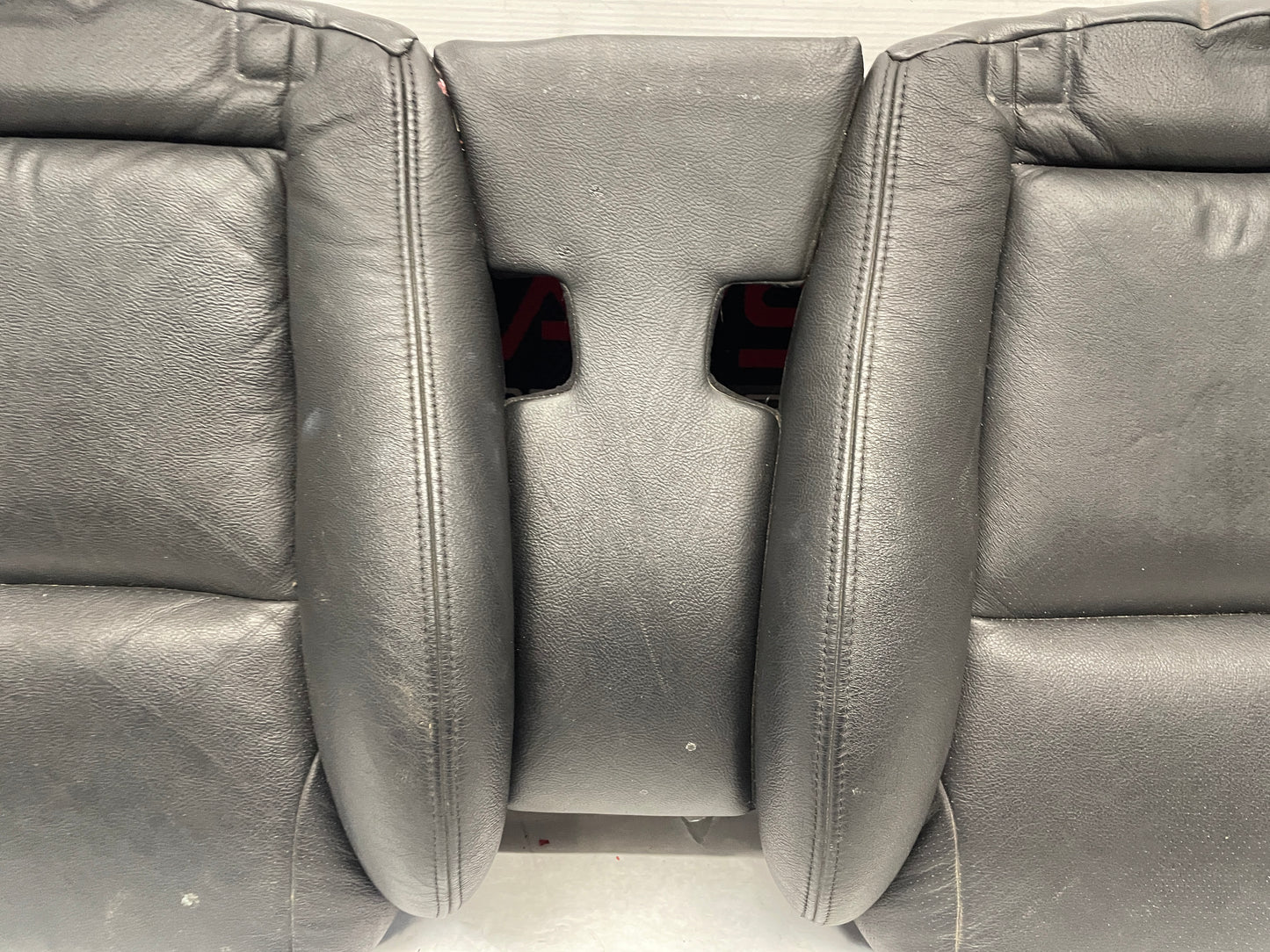 2005 Pontiac GTO Seats Rears Only OEM - Day's Parts Yard