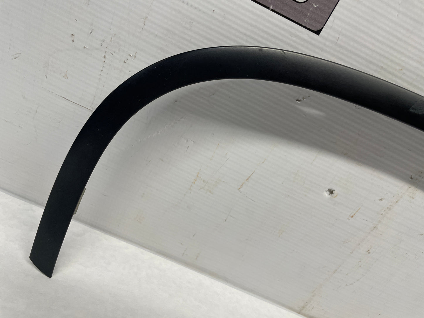 2015 Chevy SS Sedan Rear RH Passenger Side Window Glass Trim Molding OEM - Day's Parts Yard