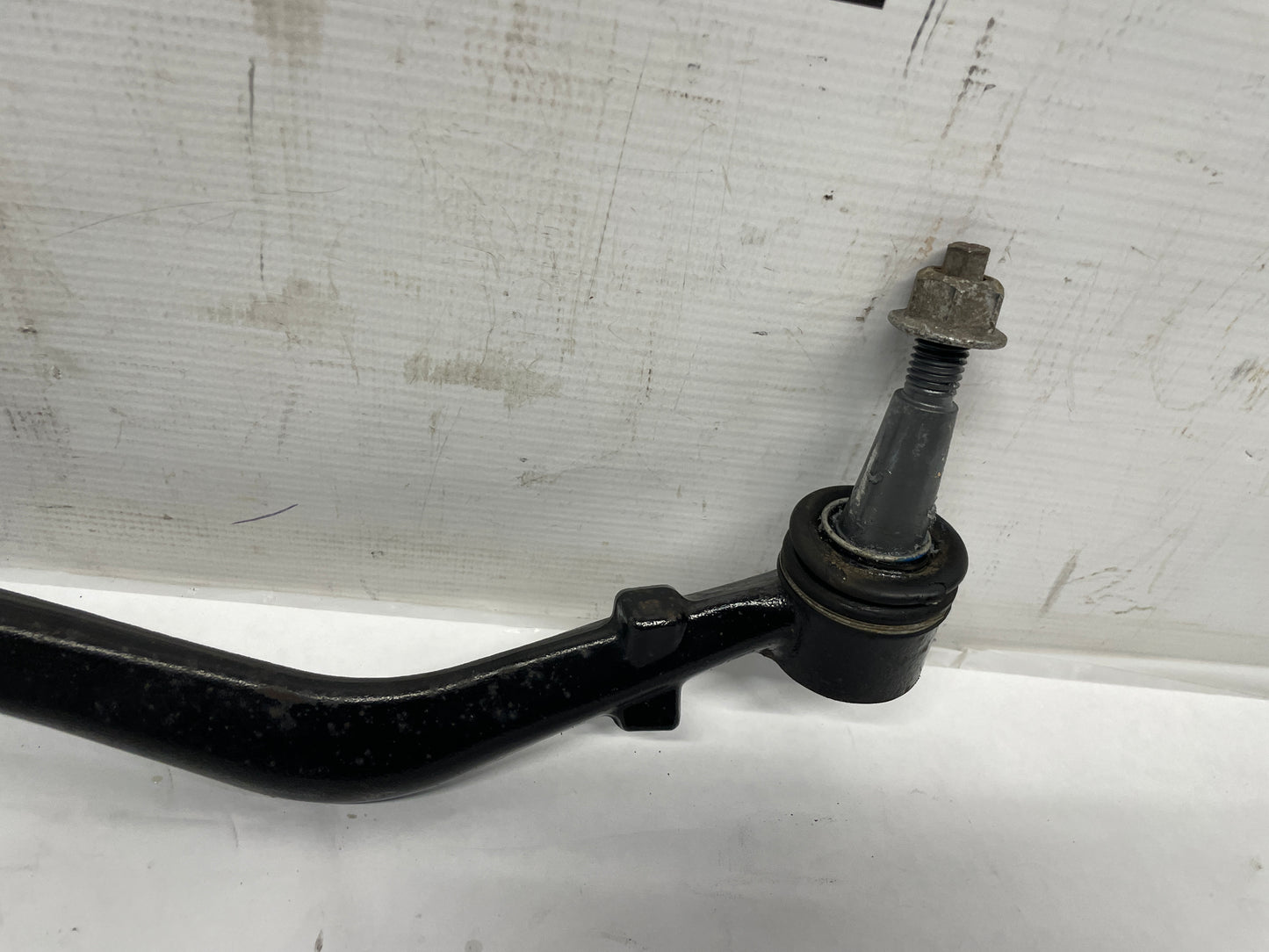 2014 Chevy Camaro ZL1 RH Passenger Front Suspension Lower Control Arm OEM - Day's Parts Yard