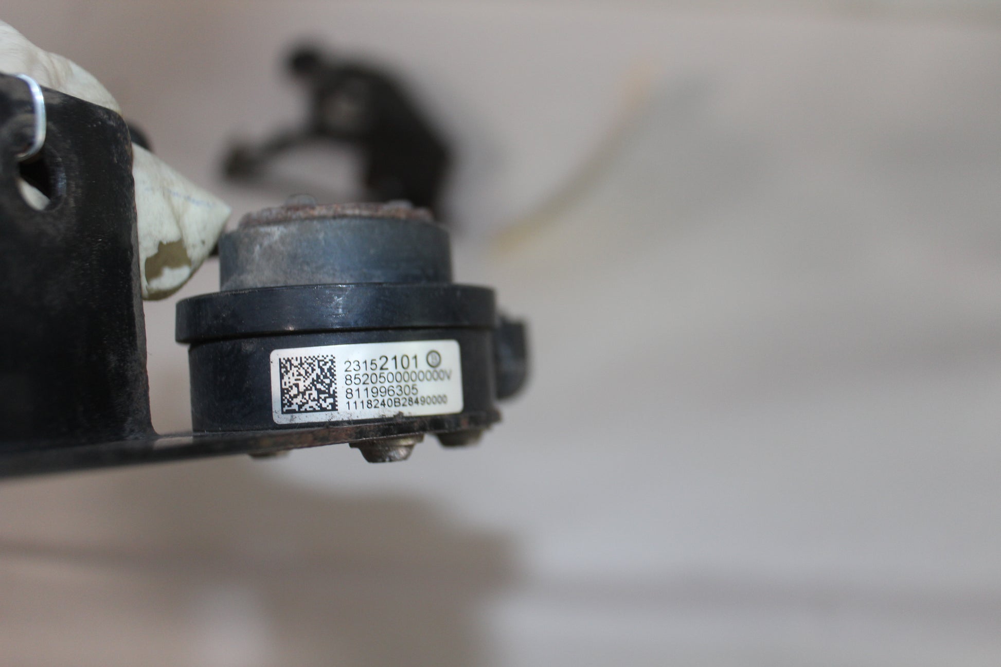 2019 Chevy Tahoe K1500 Premier Rear Ride Leveling Height Sensor OEM - Day's Parts Yard