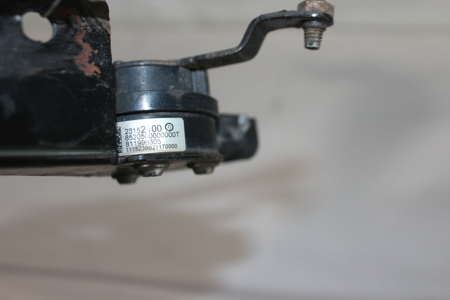 2019 Chevy Tahoe K1500 Premier Rear Ride Leveling Height Sensor OEM - Day's Parts Yard