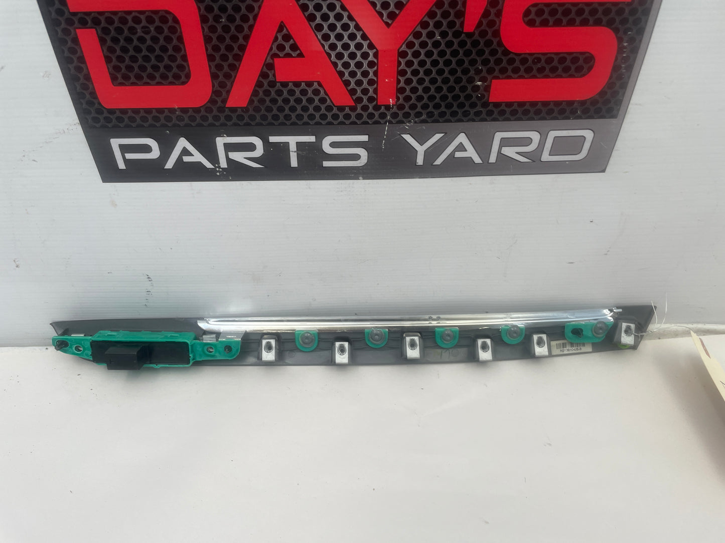 2014 Chevy SS Sedan Front LH Driver Interior Door Trim Applique w/ Control OEM - Day's Parts Yard