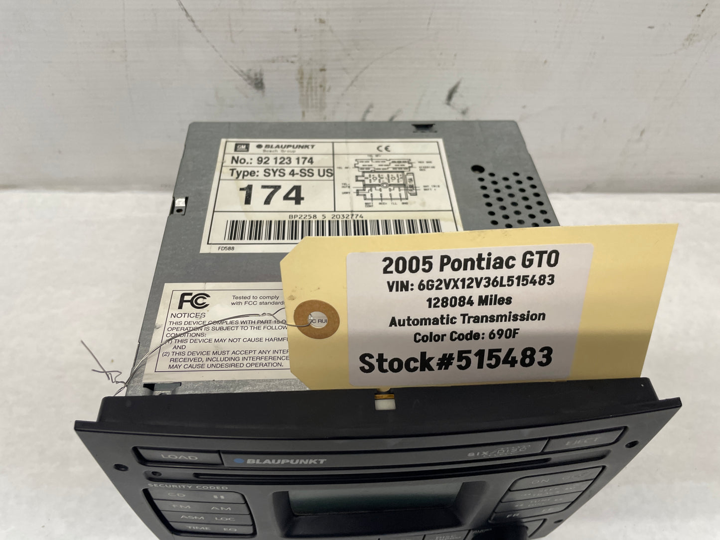 2005 Pontiac GTO Blaupunkt Radio Stereo 6 Disk CD Changer OEM - Day's Parts Yard