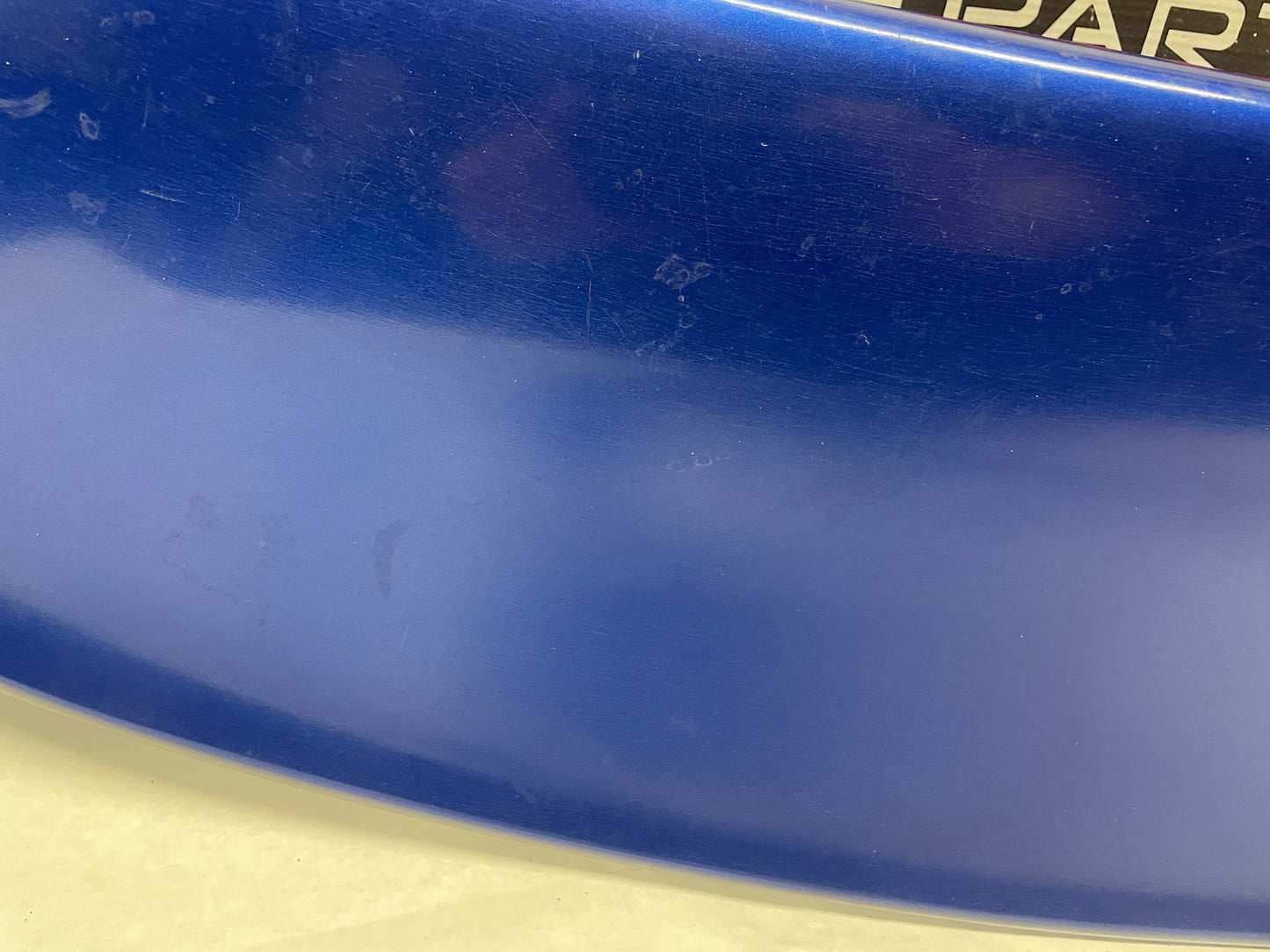 2005 Pontiac GTO Trunk Deck Lid Spoiler Wing w/ Light OEM - Day's Parts Yard