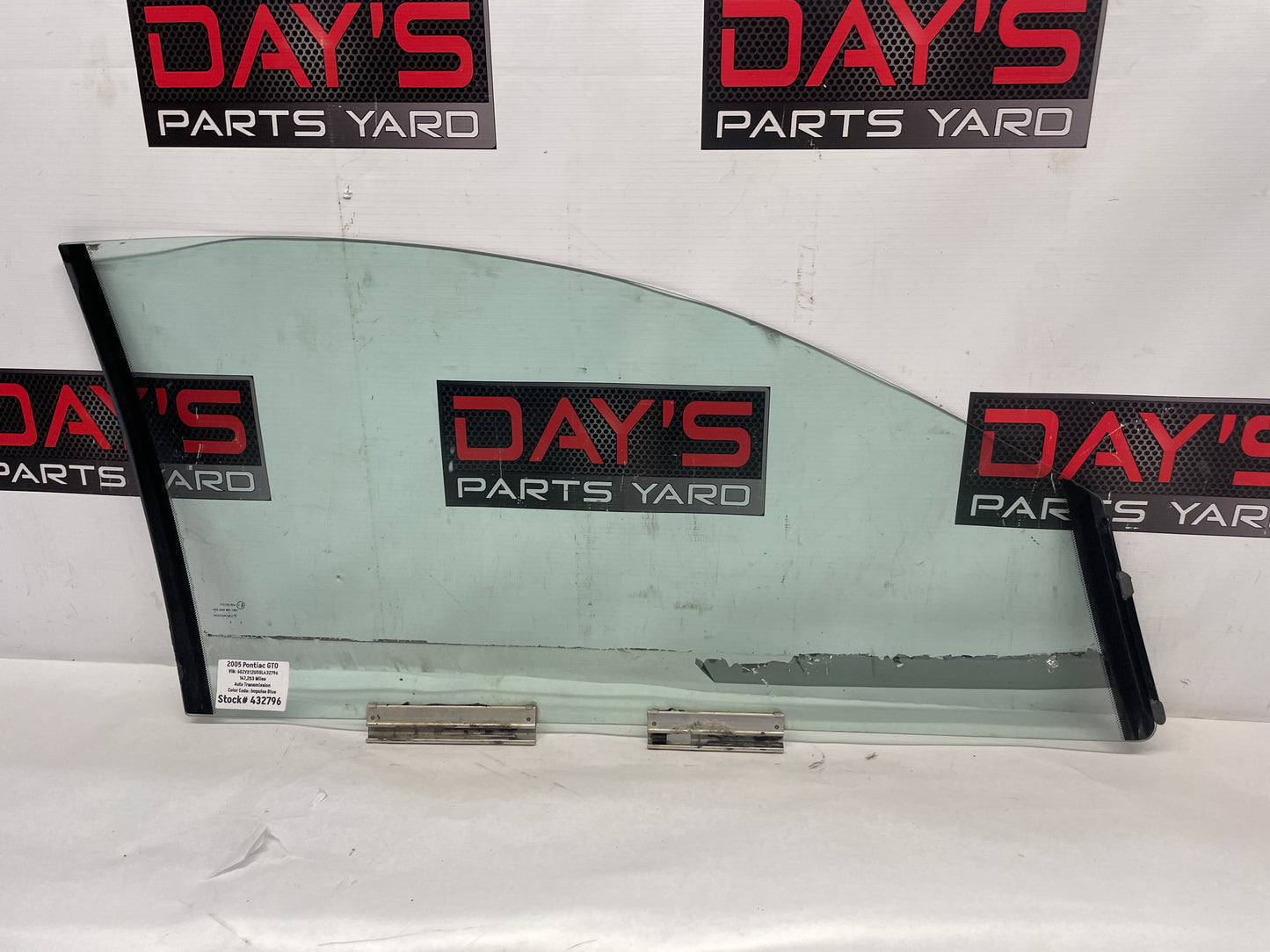 2005 Pontiac GTO LH Driver Front Door Window Glass OEM - Day's Parts Yard