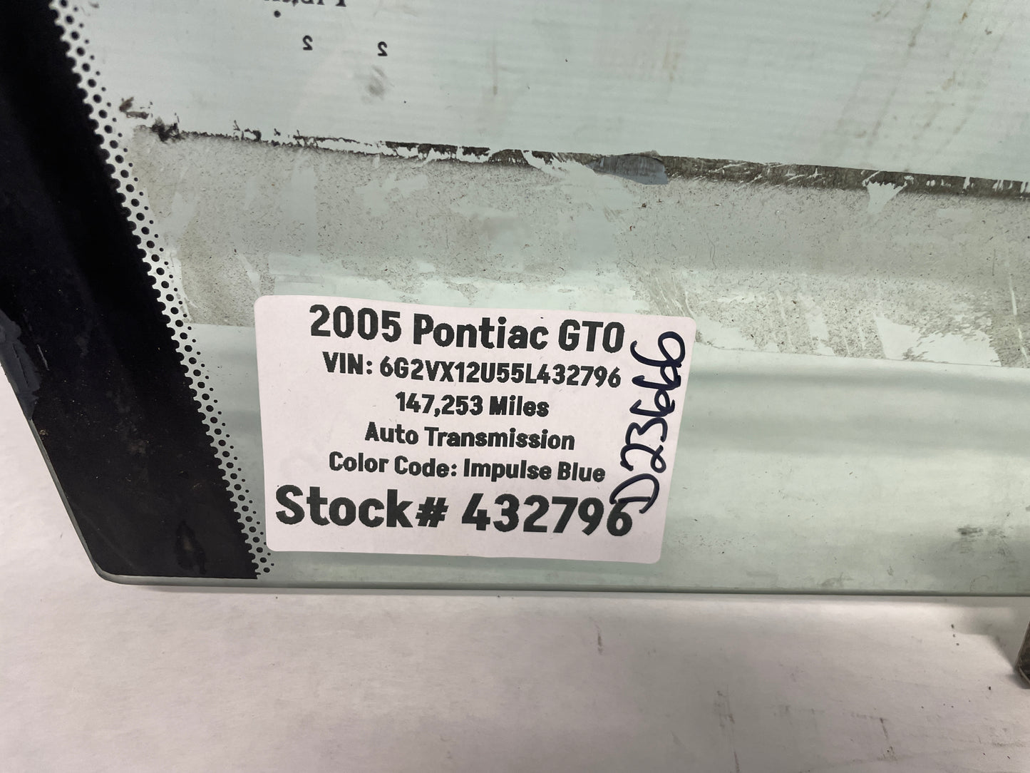 2005 Pontiac GTO LH Driver Front Door Window Glass OEM - Day's Parts Yard
