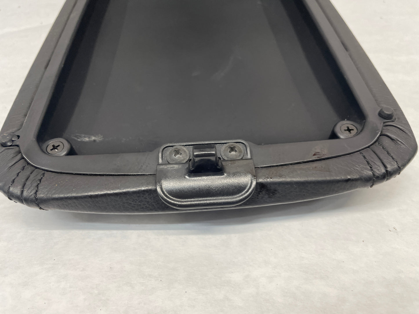 2005 Pontiac GTO Center Console Armrest OEM - Day's Parts Yard