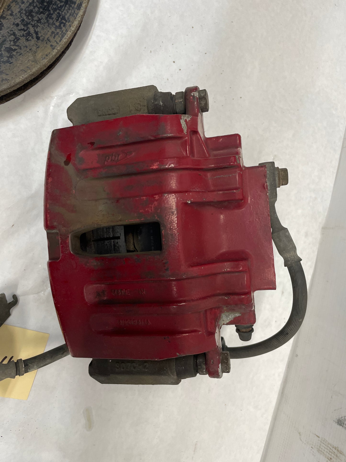2005 Pontiac GTO Front PBR Brake Calipers w/ Rotors OEM - Day's Parts Yard