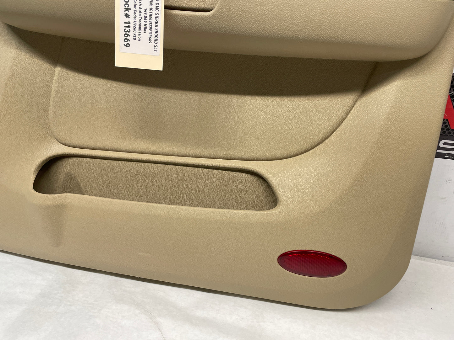 2009 GMC Sierra 2500HD SLT Passenger Front Interior Door Panel Cashmere Tan OEM - Day's Parts Yard
