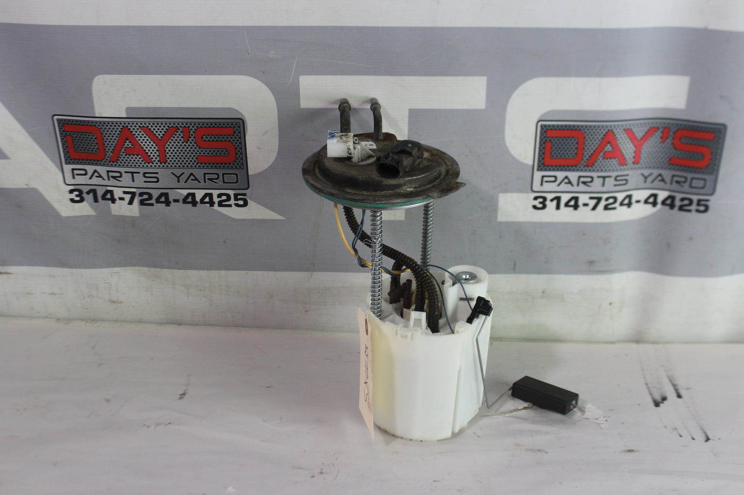 2019 Chevy Tahoe K1500 Premier Tank Mounted Fuel Pump Assembly OEM - Day's Parts Yard