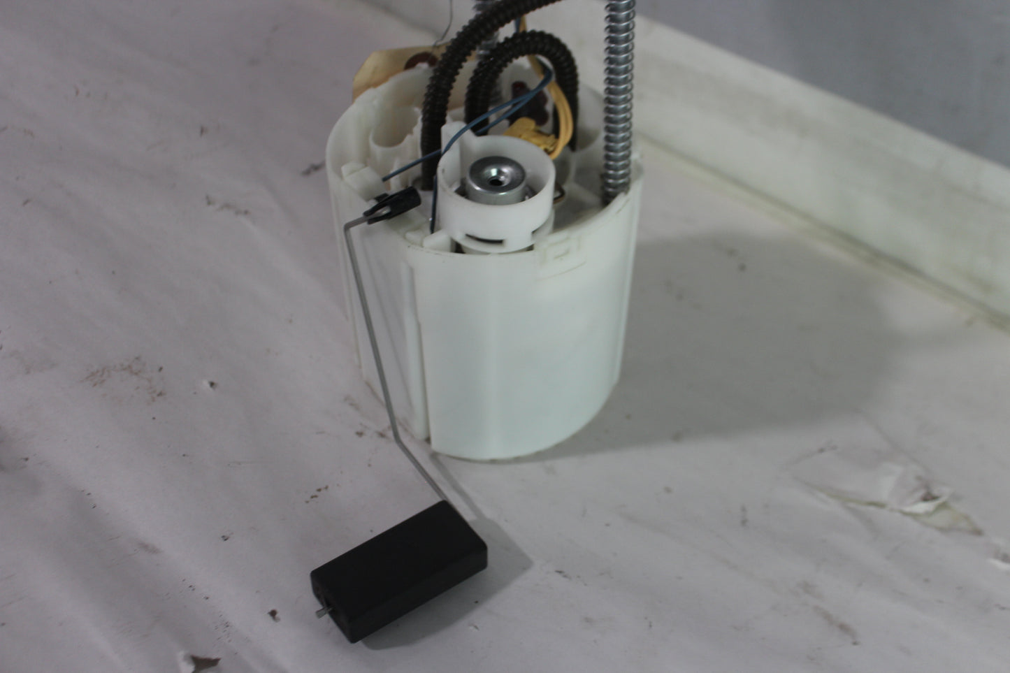2019 Chevy Tahoe K1500 Premier Tank Mounted Fuel Pump Assembly OEM - Day's Parts Yard