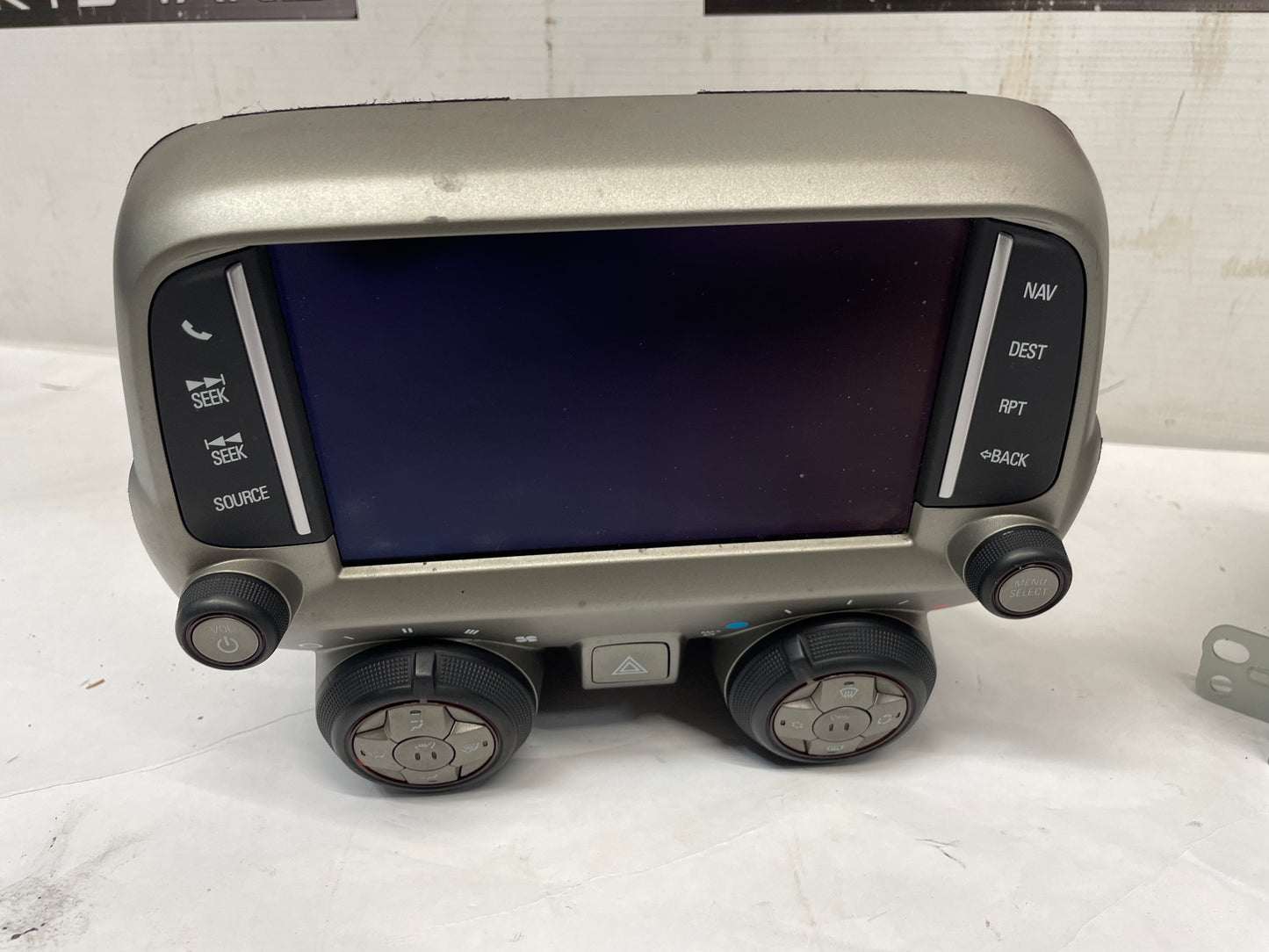 2014 Chevy Camaro ZL1 MyLink Touch Screen Radio Control Head Unit Display w/ Receiver OEM - Day's Parts Yard