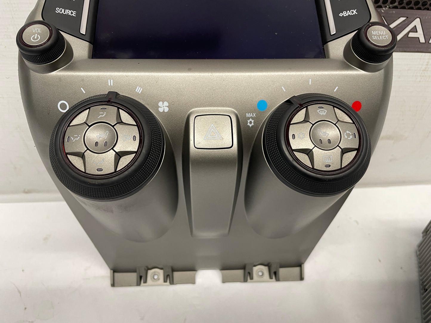 2014 Chevy Camaro ZL1 MyLink Touch Screen Radio Control Head Unit Display w/ Receiver OEM - Day's Parts Yard