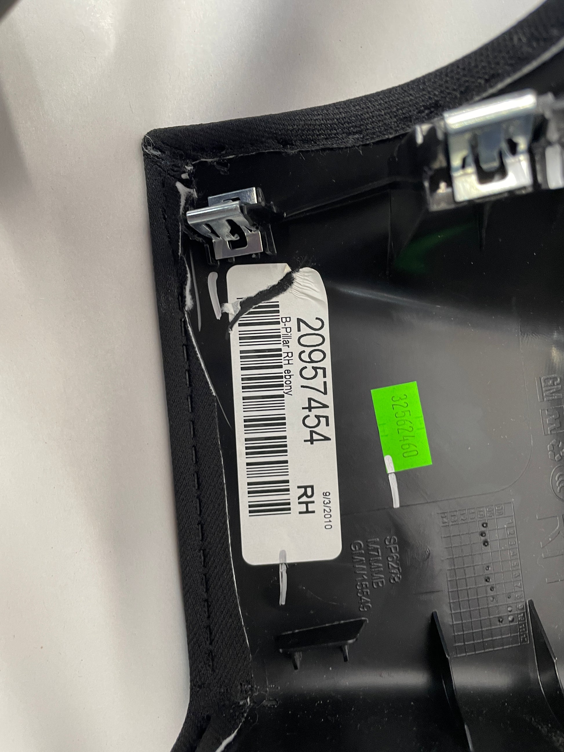 2011 Cadillac CTS-V Coupe RH & LH Black Interior B Pillar Upper Trim Panel OEM - Day's Parts Yard