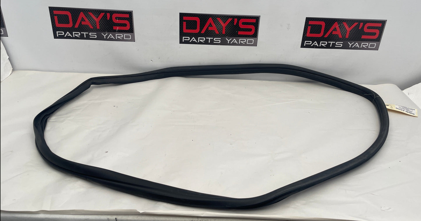 2017 Chevrolet SS Sedan Rear LH Driver Weather Strip Rubber Seal OEM - Day's Parts Yard