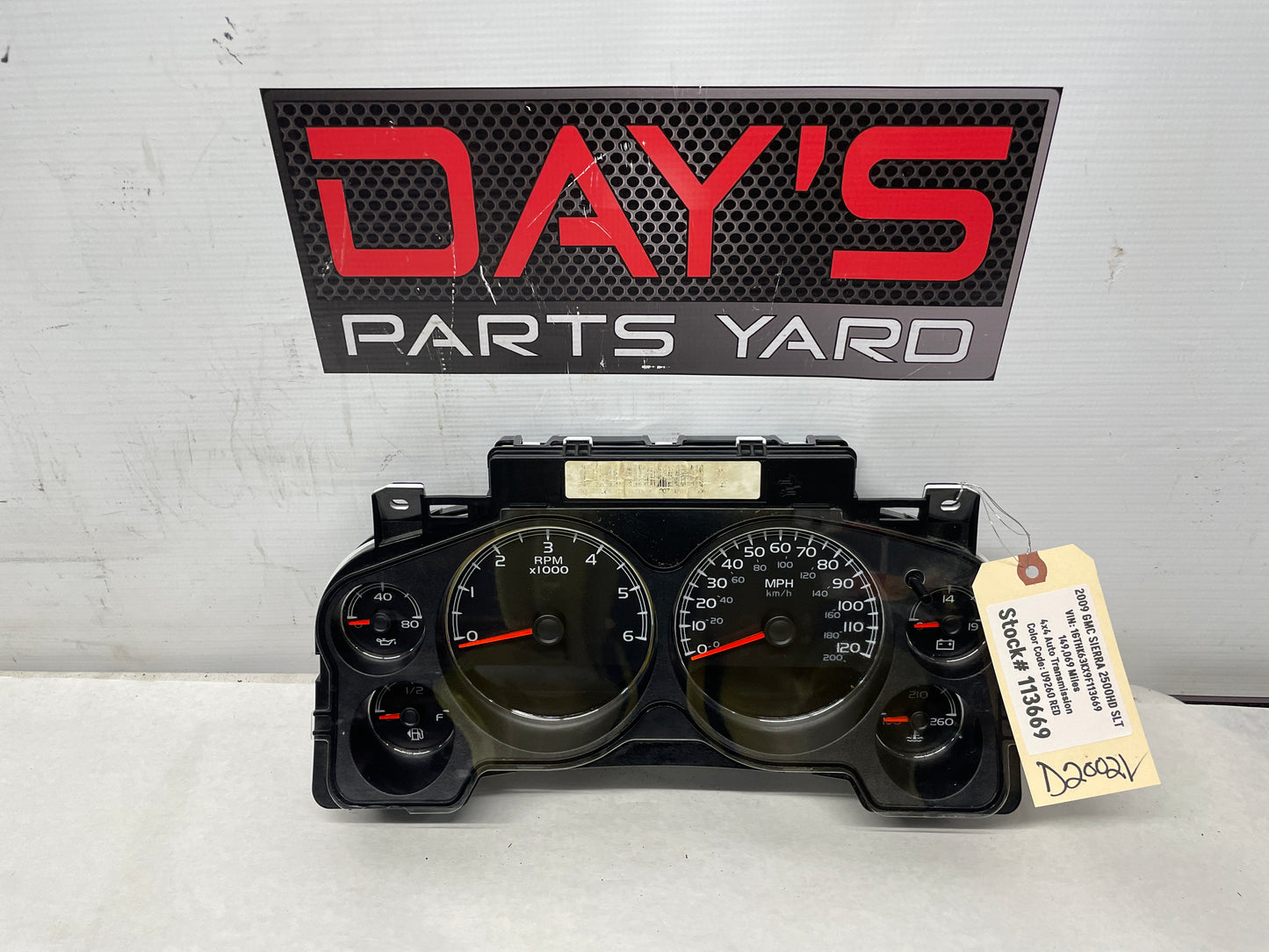2009 GMC Sierra 2500HD SLT Gauge Cluster Speedometer OEM - Day's Parts Yard