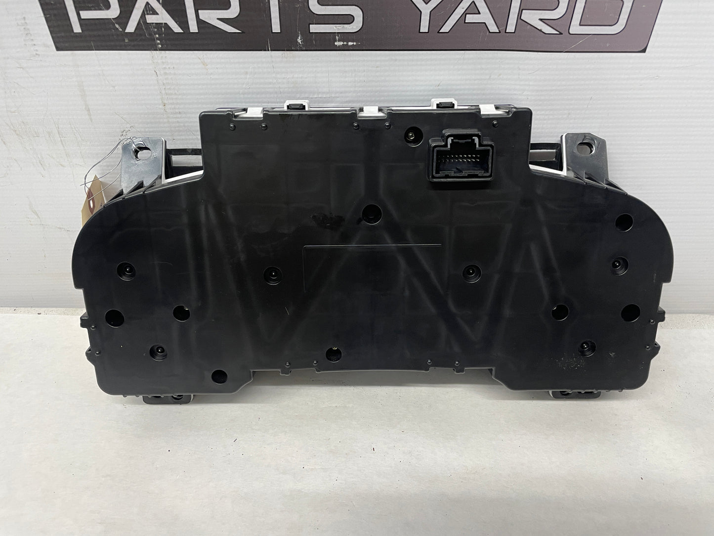 2009 GMC Sierra 2500HD SLT Gauge Cluster Speedometer OEM - Day's Parts Yard