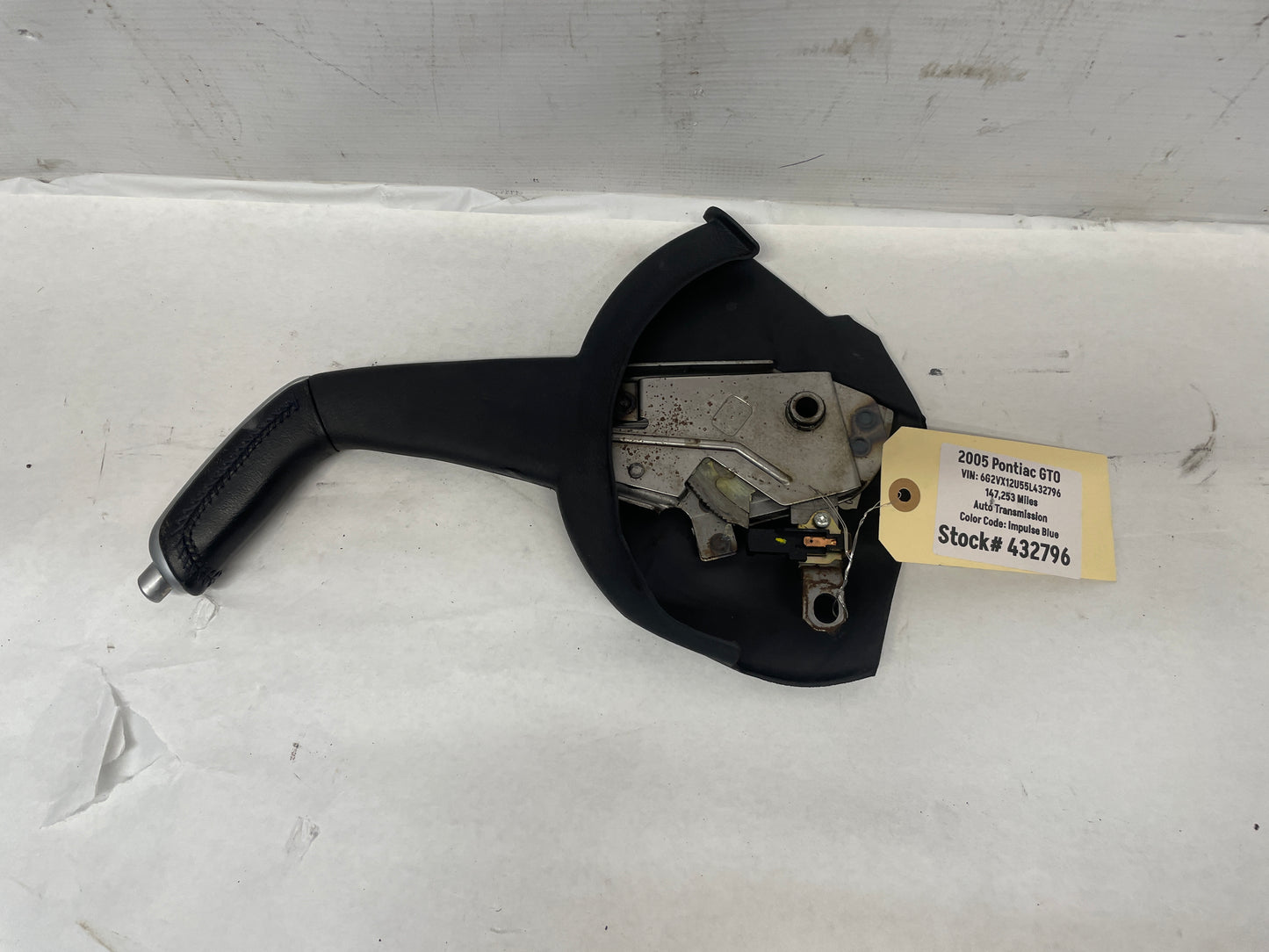 2005 Pontiac GTO Emergency E Brake Handle Lever OEM - Day's Parts Yard