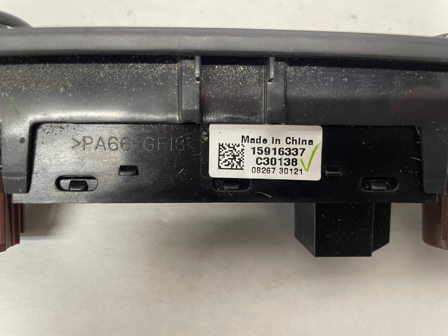 2009 GMC Sierra 2500HD SLT Traction Park Power Pedal Control Switch OEM - Day's Parts Yard