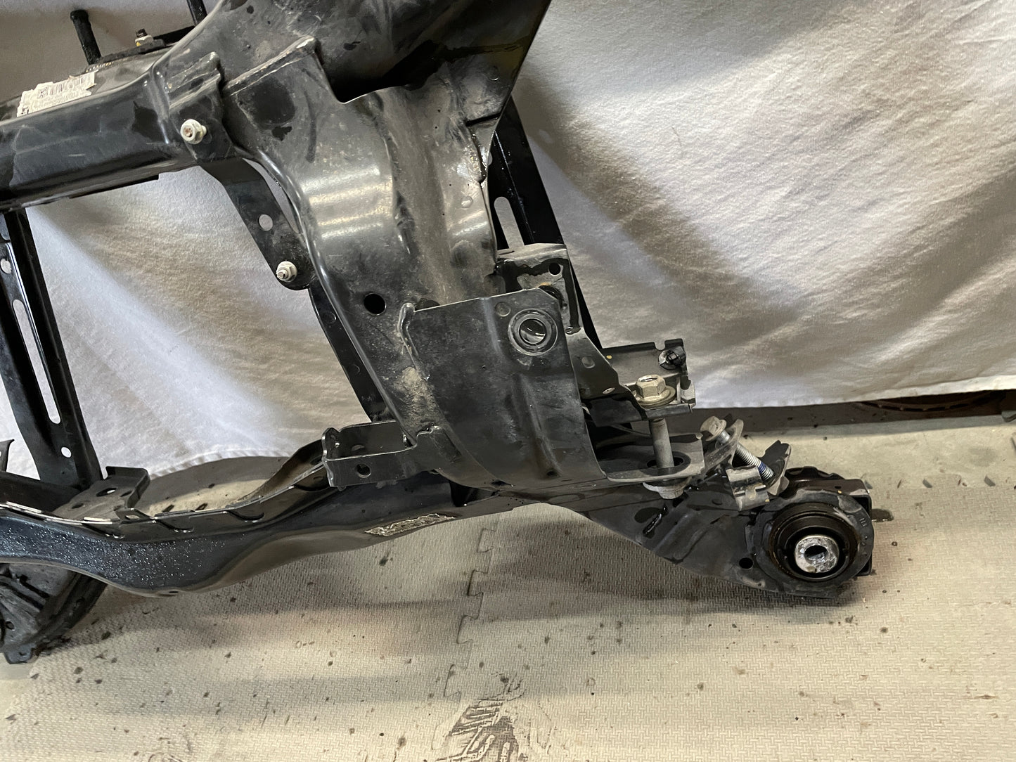 2017 Chevy SS Sedan Rear Suspension Differential Cradle Subframe K Member OEM - Day's Parts Yard