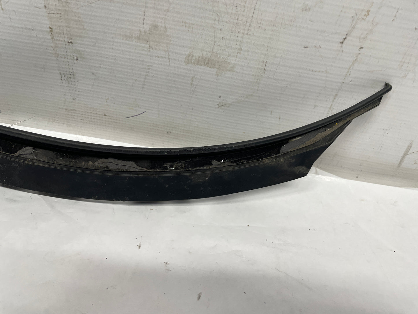 2014 Chevy Camaro ZL1 RH Passenger Front Bumper Wheel Well Trim Molding Extension OEM - Day's Parts Yard