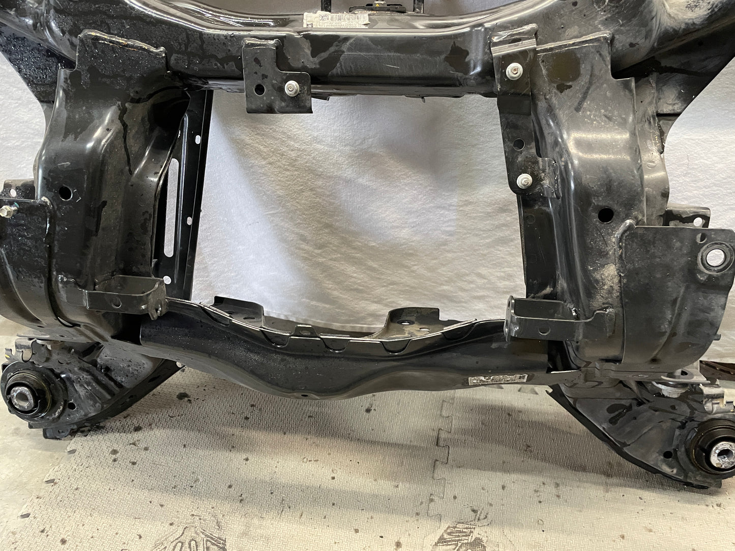 2017 Chevy SS Sedan Rear Suspension Differential Cradle Subframe K Member OEM - Day's Parts Yard