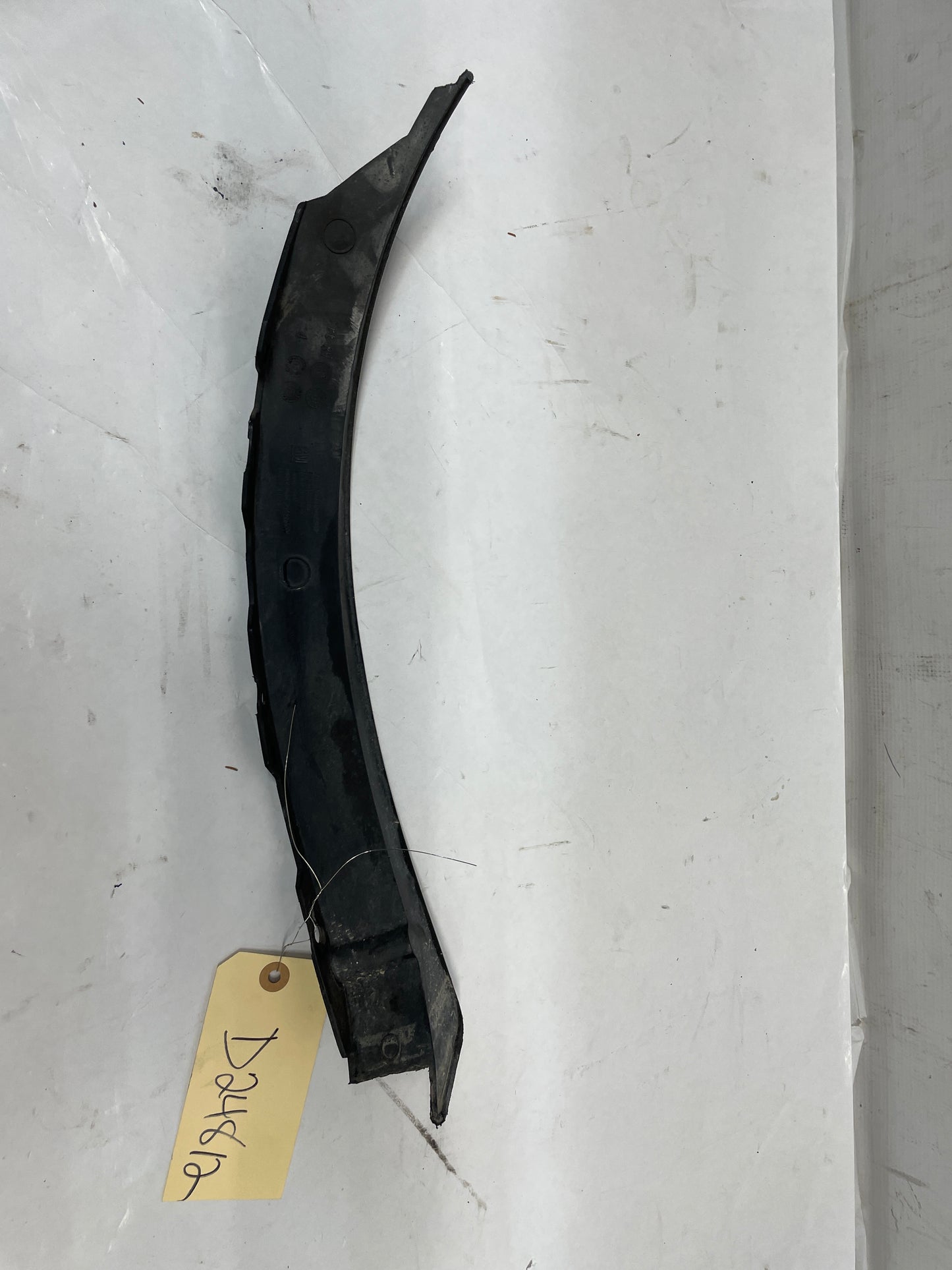 2014 Chevy Camaro ZL1 RH Passenger Front Bumper Wheel Well Trim Molding Extension OEM - Day's Parts Yard