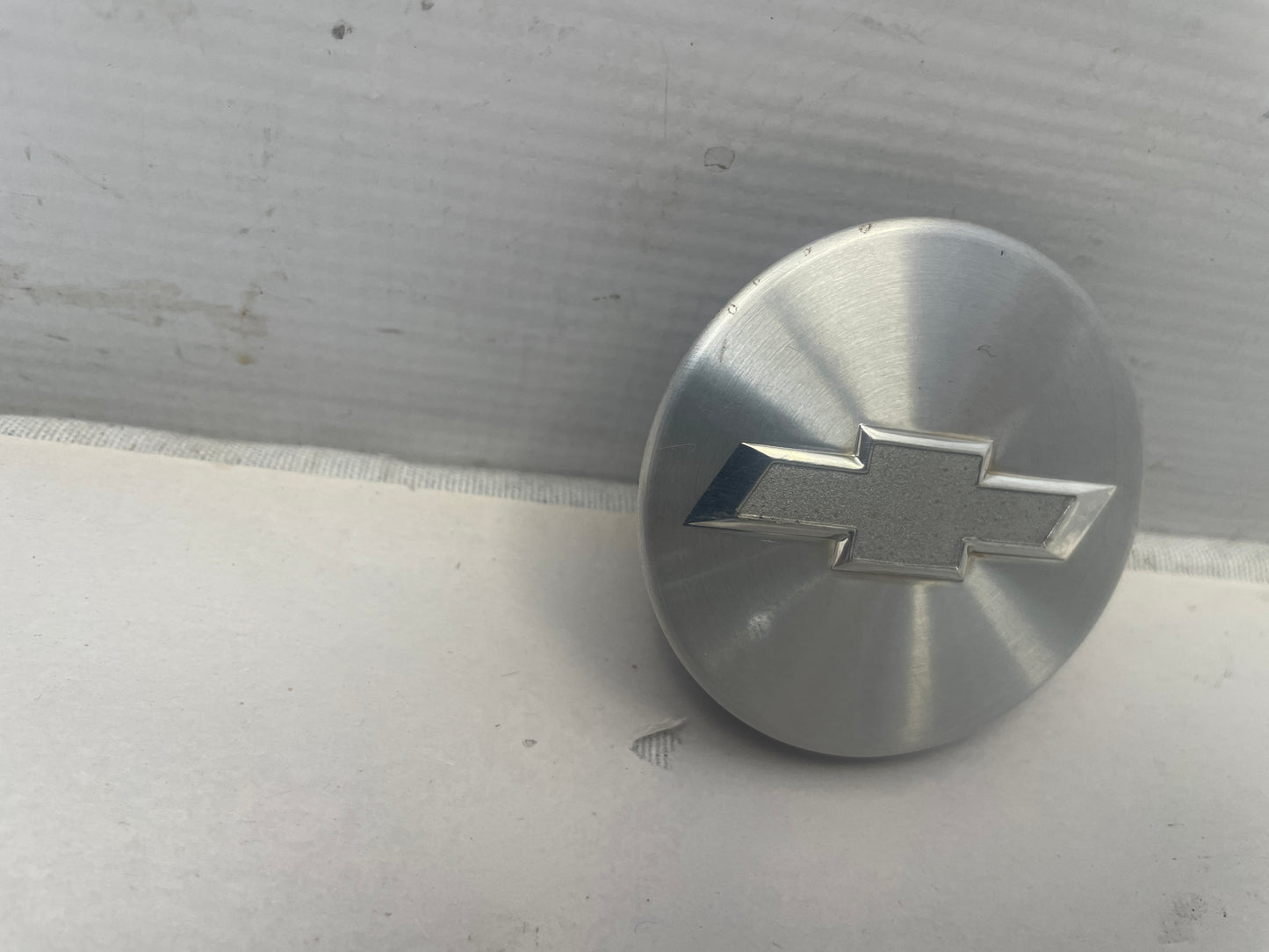 2010 Chevy Camaro SS Wheel Center Cap OEM - Day's Parts Yard