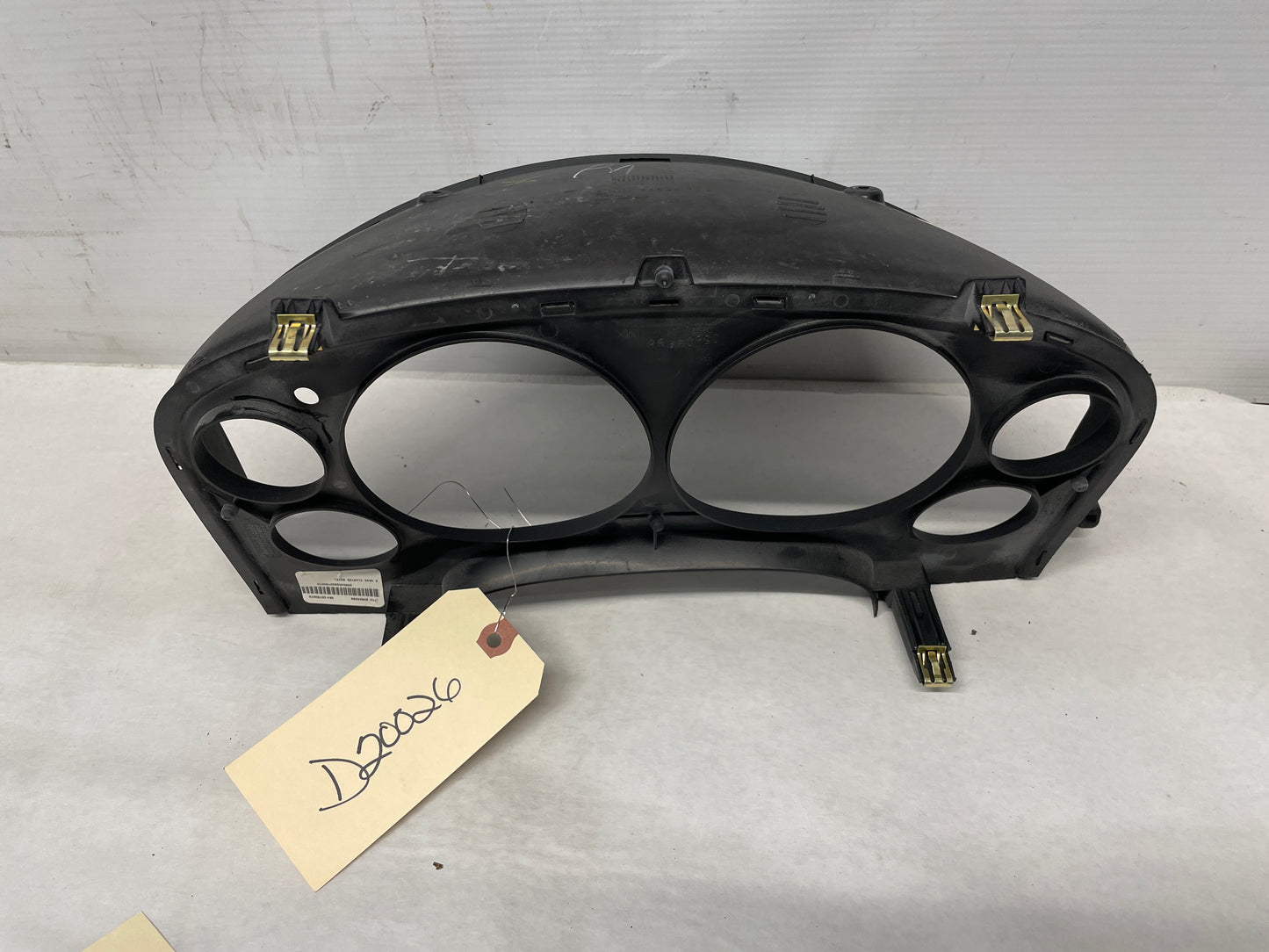 2009 GMC Sierra 2500HD SLT Instrument Speedometer Cluster Trim Bezel OEM - Day's Parts Yard