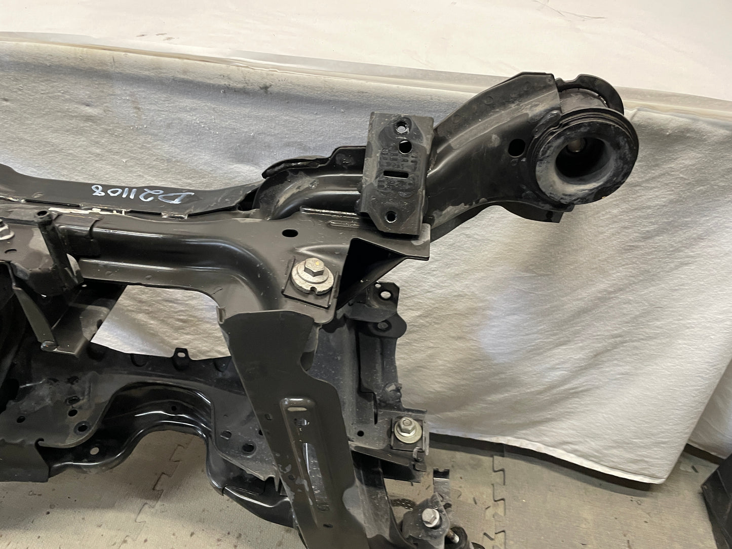 2017 Chevy SS Sedan Rear Suspension Differential Cradle Subframe K Member OEM - Day's Parts Yard