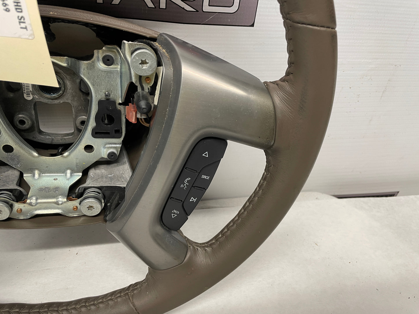2009 GMC Sierra 2500HD SLT Steering Wheel OEM - Day's Parts Yard