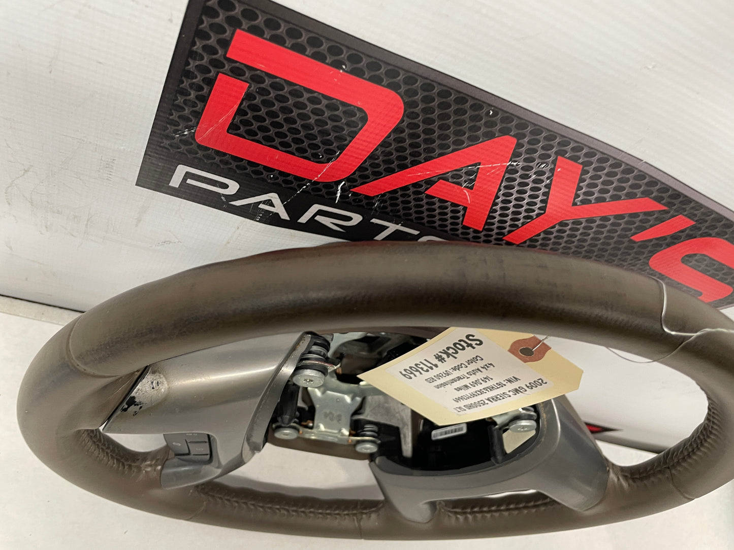 2009 GMC Sierra 2500HD SLT Steering Wheel OEM - Day's Parts Yard
