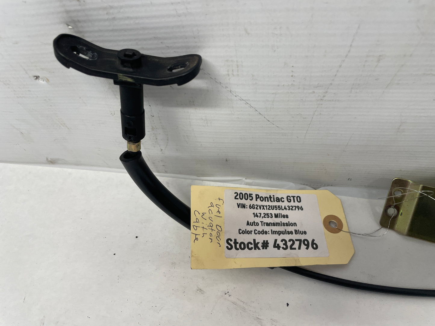 2005 Pontiac GTO Fuel Gas Door Lock Actuator w/ Cable OEM - Day's Parts Yard