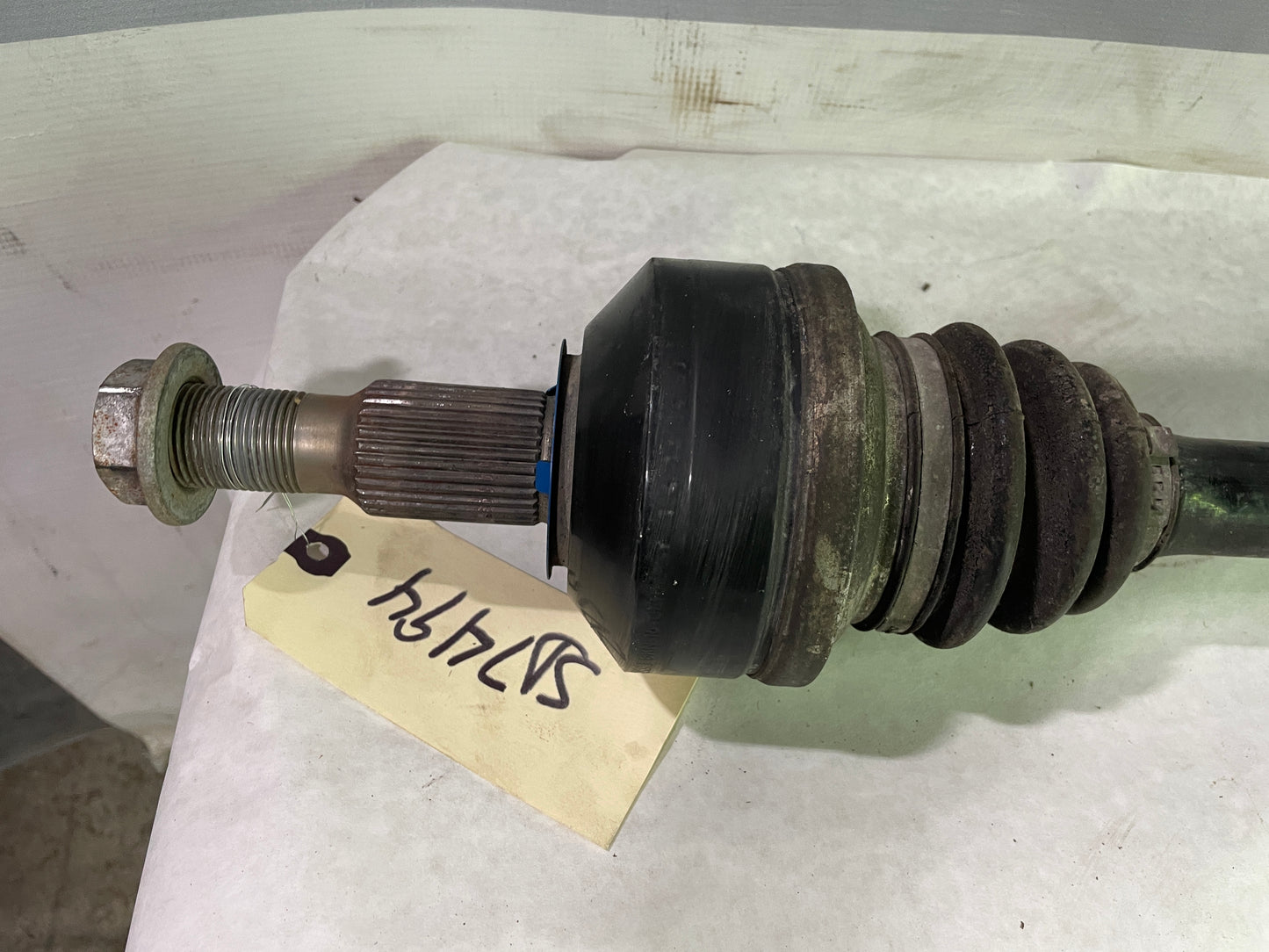 2014 Cadillac CTS-V Coupe Rear RH Passenger Axle Shaft OEM - Day's Parts Yard